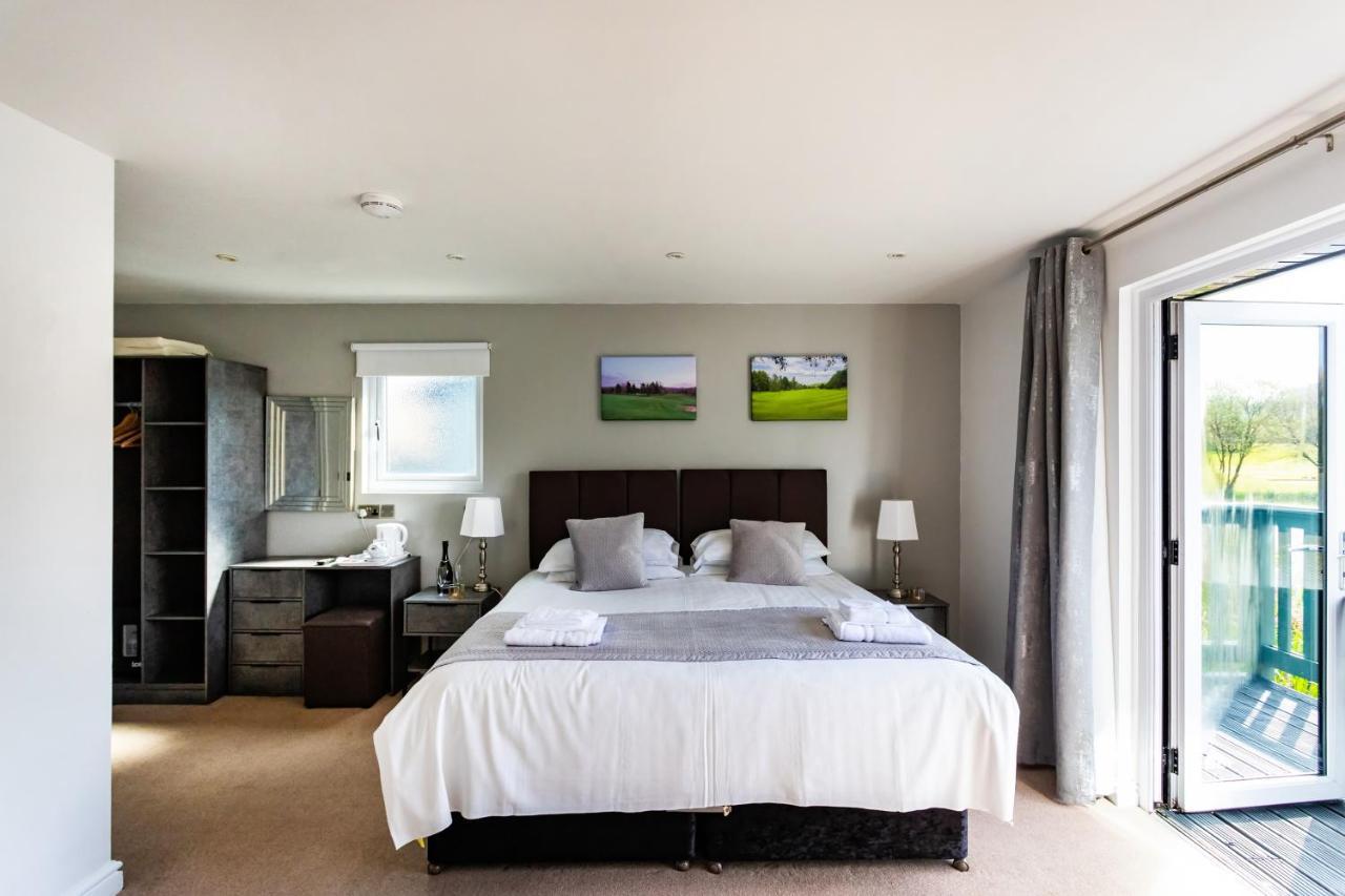 The Vale Golf & Country Club Villa Bishampton Exteriör bild